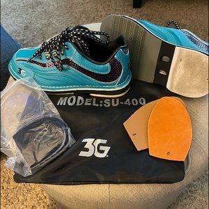 Like new women’s 3G bowling shoes - R handed